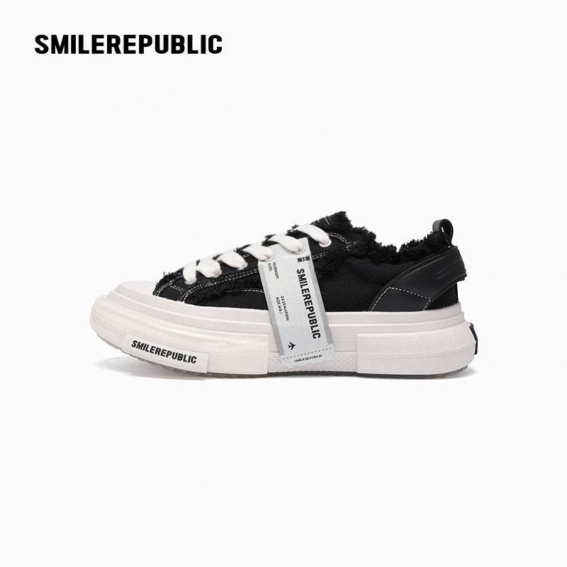 Inception 70S Low Top Black With Lights At The Bottom SB Sneaker - SMILEREPUBLIC