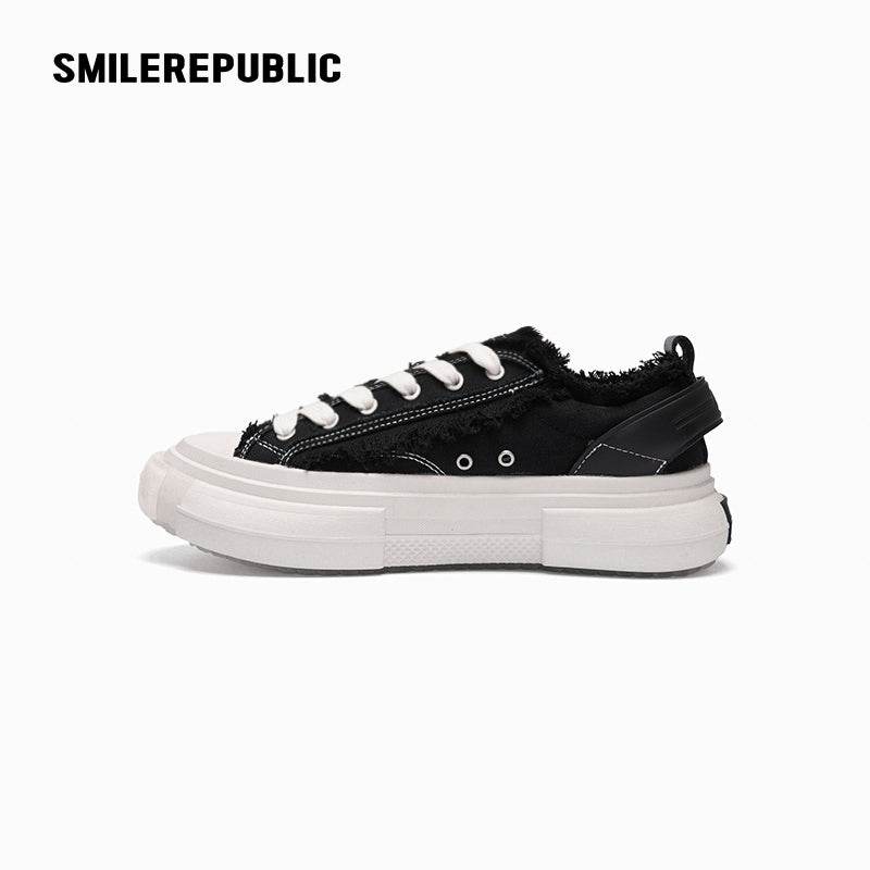 Inception 70S Low Top Black With Lights At The Bottom SB Sneaker - SMILEREPUBLIC