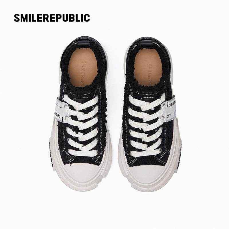 Inception 70S Low Top Black With Lights At The Bottom SB Sneaker