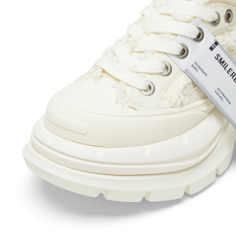 2.0 Smile Queen White Thick Sole Low Top Sneaker