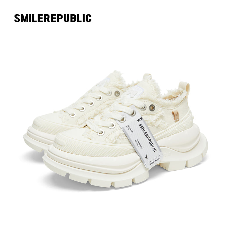 2.0 Smile Queen White Thick Sole Low Top Sneaker