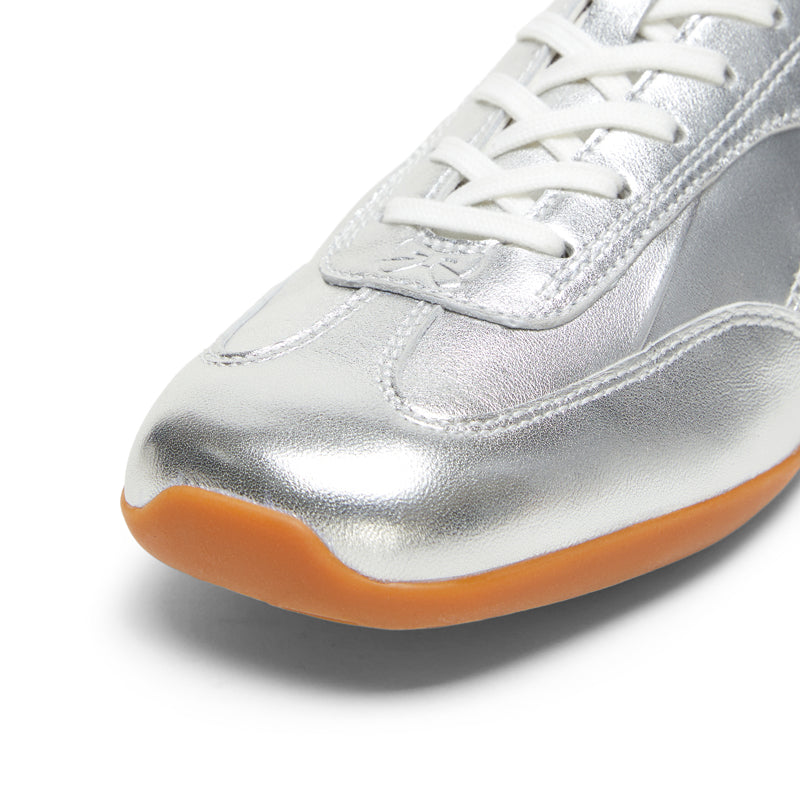 Fouette Silver Square-Toe Side Bow German Trainer Sneaker