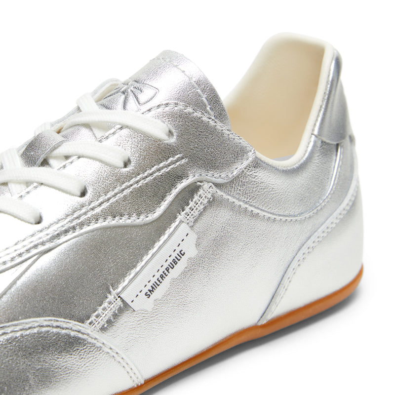 Fouette Silver Square-Toe Side Bow German Trainer Sneaker