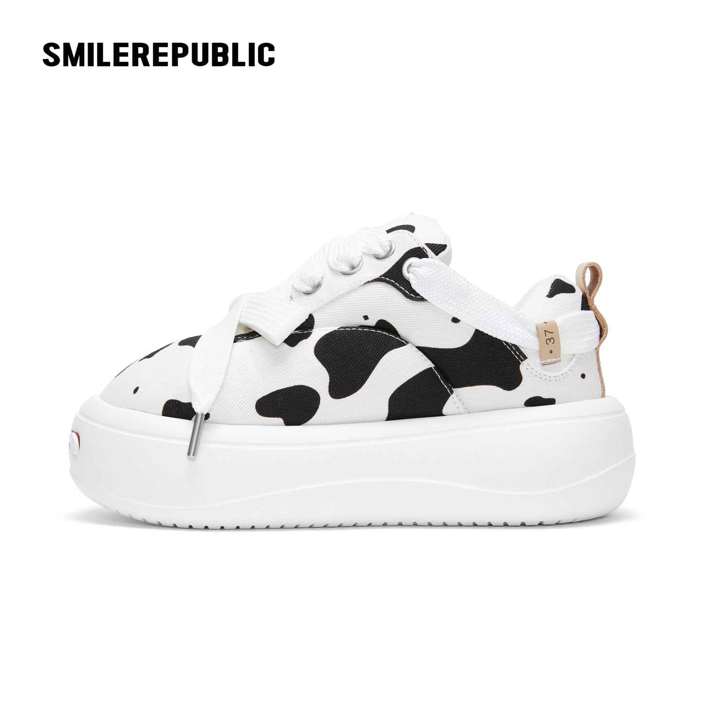 Black White Cow Print Twill Platform Sneakers, Unisex Lace Up Shoes