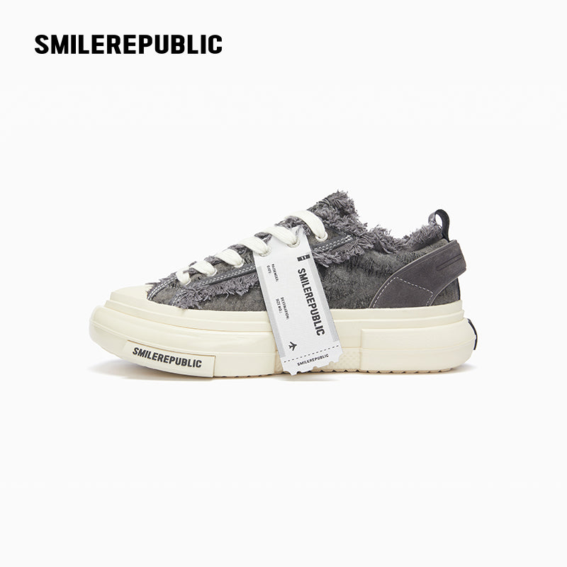 Inception 70s Fringe Grey Low-Top Platform Sneaker
