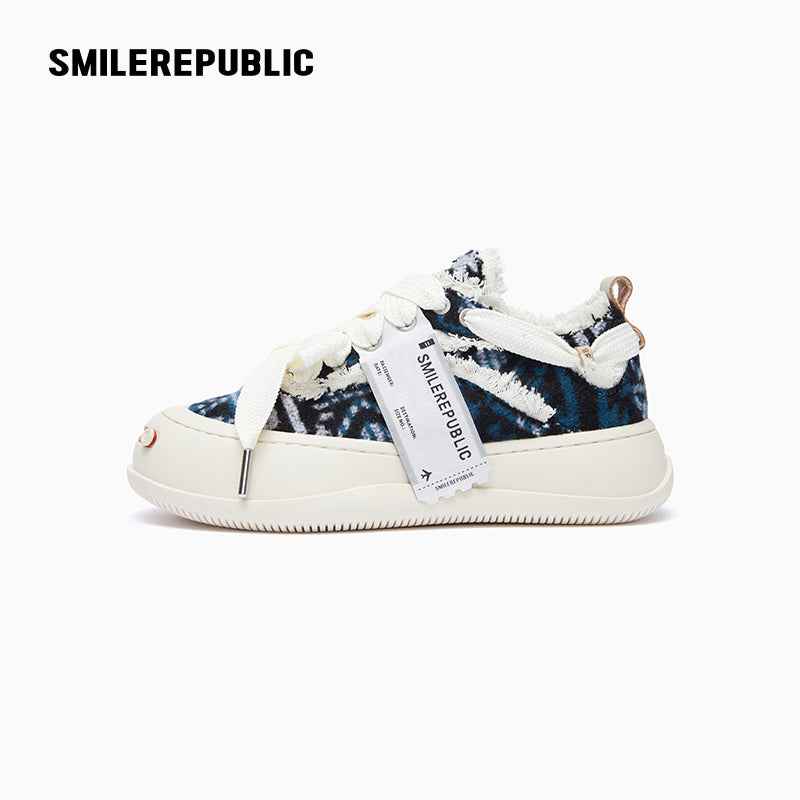 National Pattern Low Top SB Sneaker