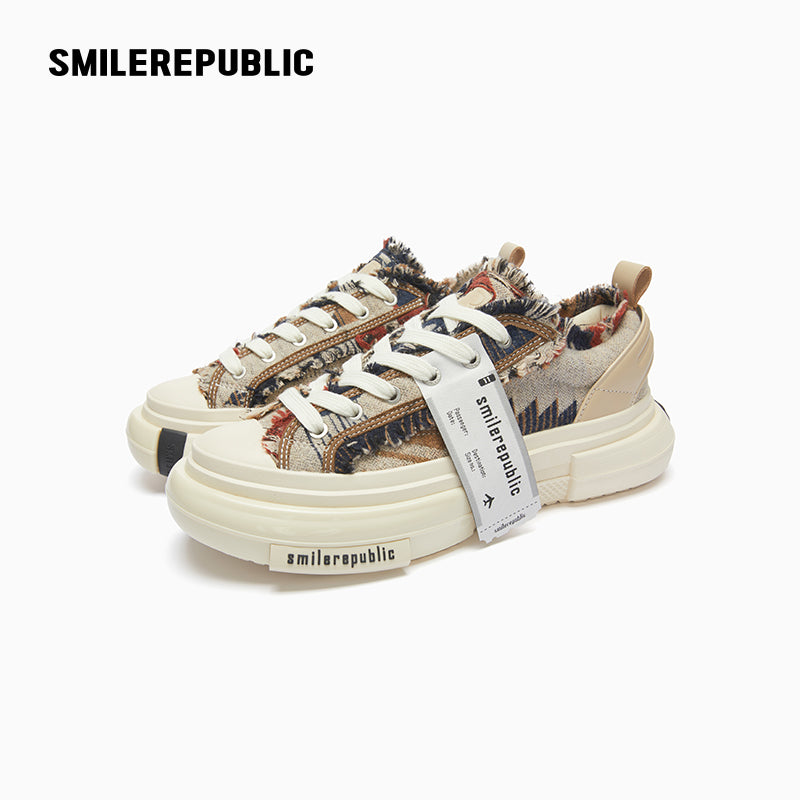 Inception 70s Ethnic Pattern Low-Top Platform Sneaker
