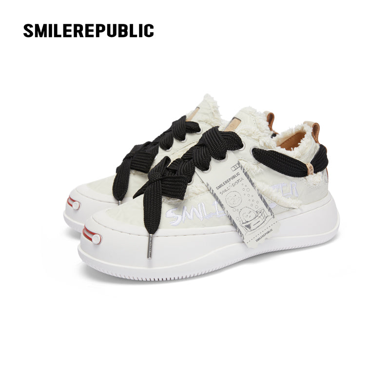 White Hand Rubbed Leather Sneaker SMILEREPUBLIC丨SMILEMONSTER