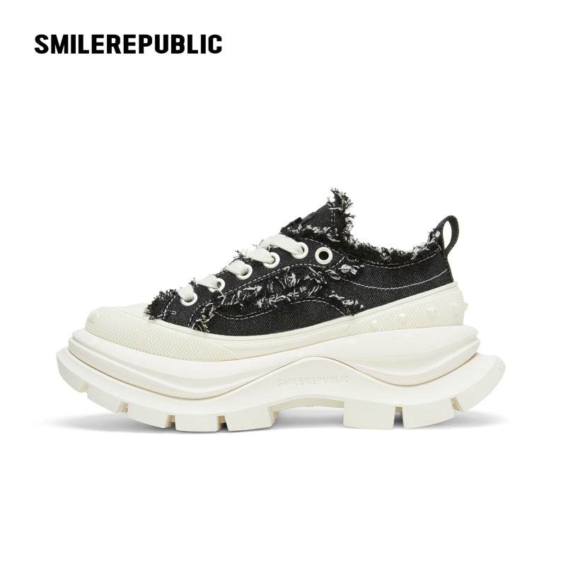 【NEW】2.0 Classic Black White Low Top Sneaker - SMILEREPUBLIC