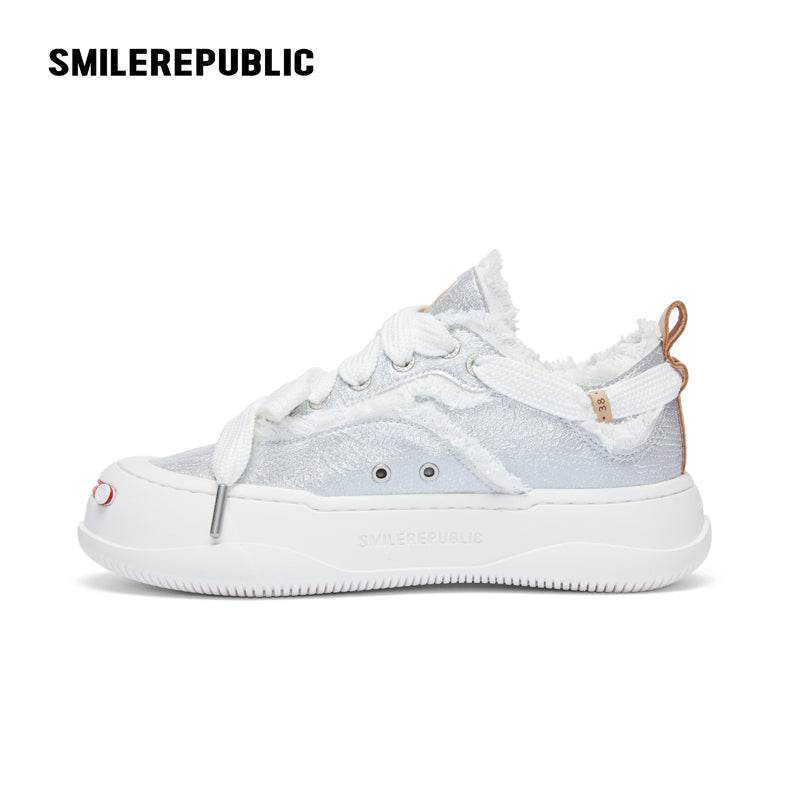 Sparkling Silver Textured Low-Top Platform Sneaker-SMILEREPUBLIC