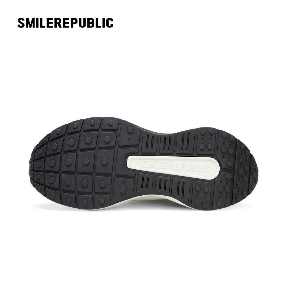 【NEW】Retro Jogging Sneaker - SMILEREPUBLIC