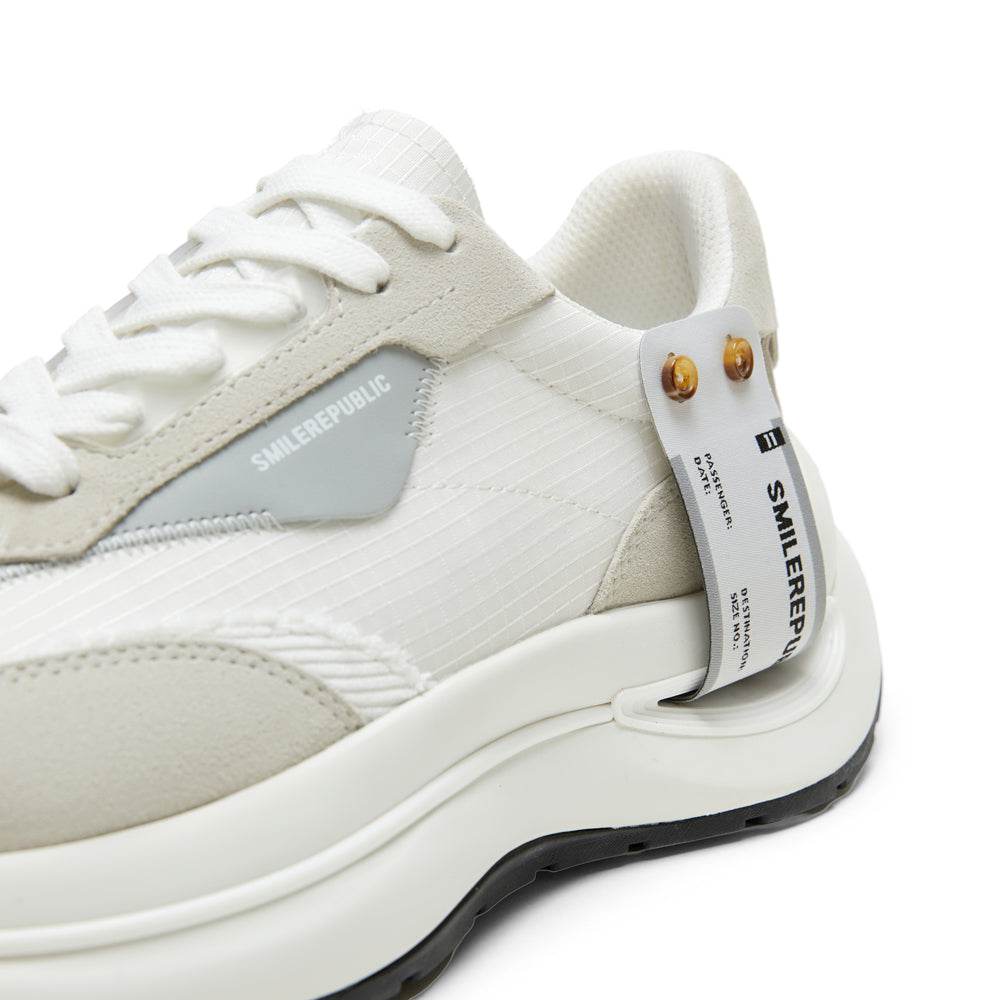 【NEW】Retro Jogging Sneaker - SMILEREPUBLIC