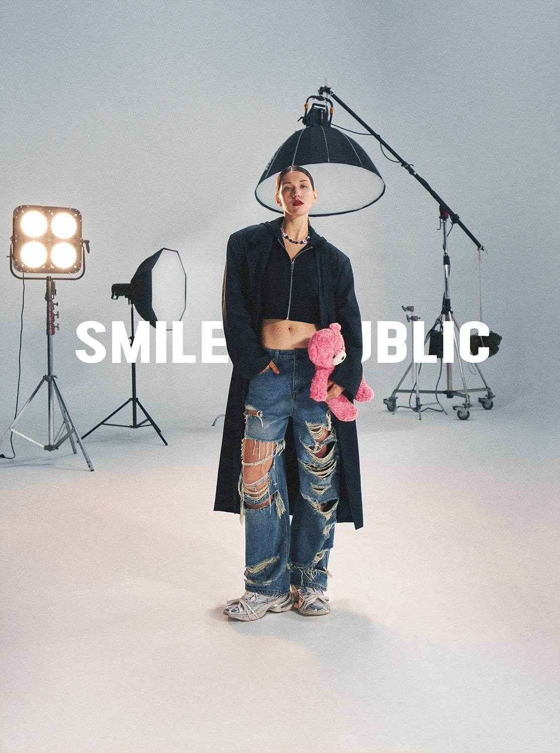 【Dirty Restocked】Skyline XXXS Silver Mesh Sneakers