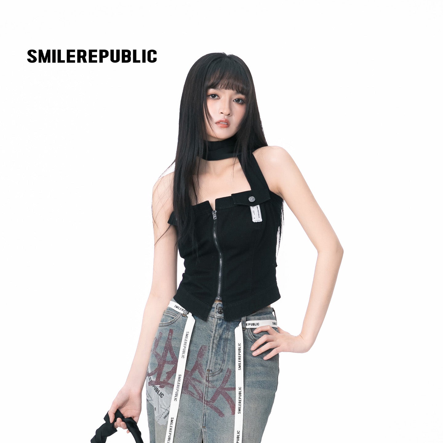 Black Zip-Front Fitted Halter Top with Decorative Pocket Details for Women