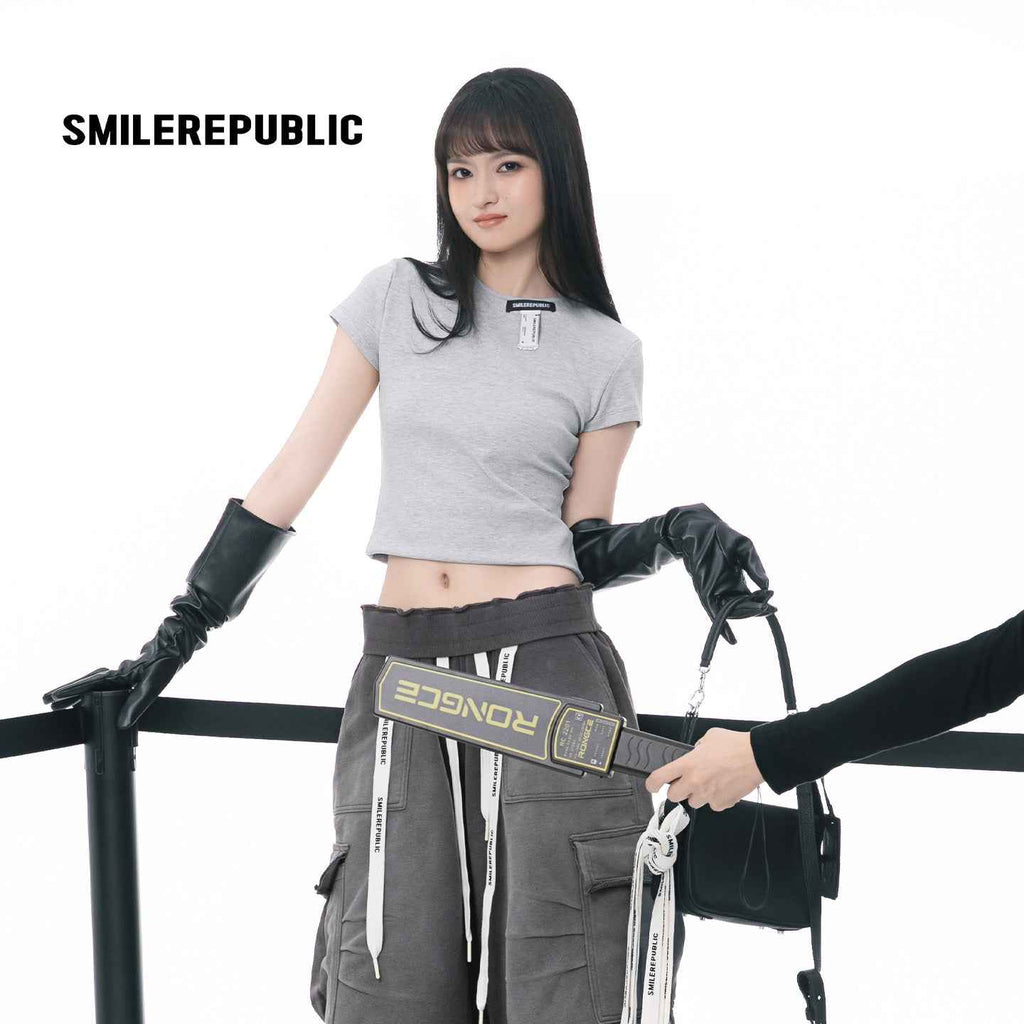 Gray Logo Tag Detail Fitted Crew Neck Short Sleeve T-Shirt for Women
