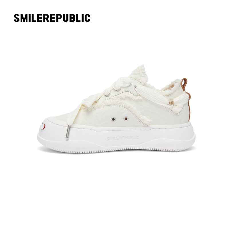 White Frayed Edge Smile Toe Platform Sneakers, Unisex Low Top Lace Up Shoes