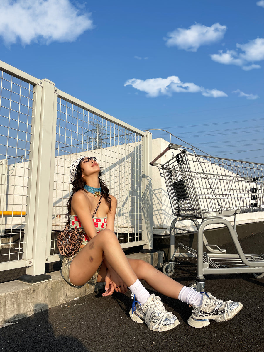 Metallic Silver Mesh Distressed Runner Sneakers, Unisex Low Top Lace Up Shoes 详情图 7
