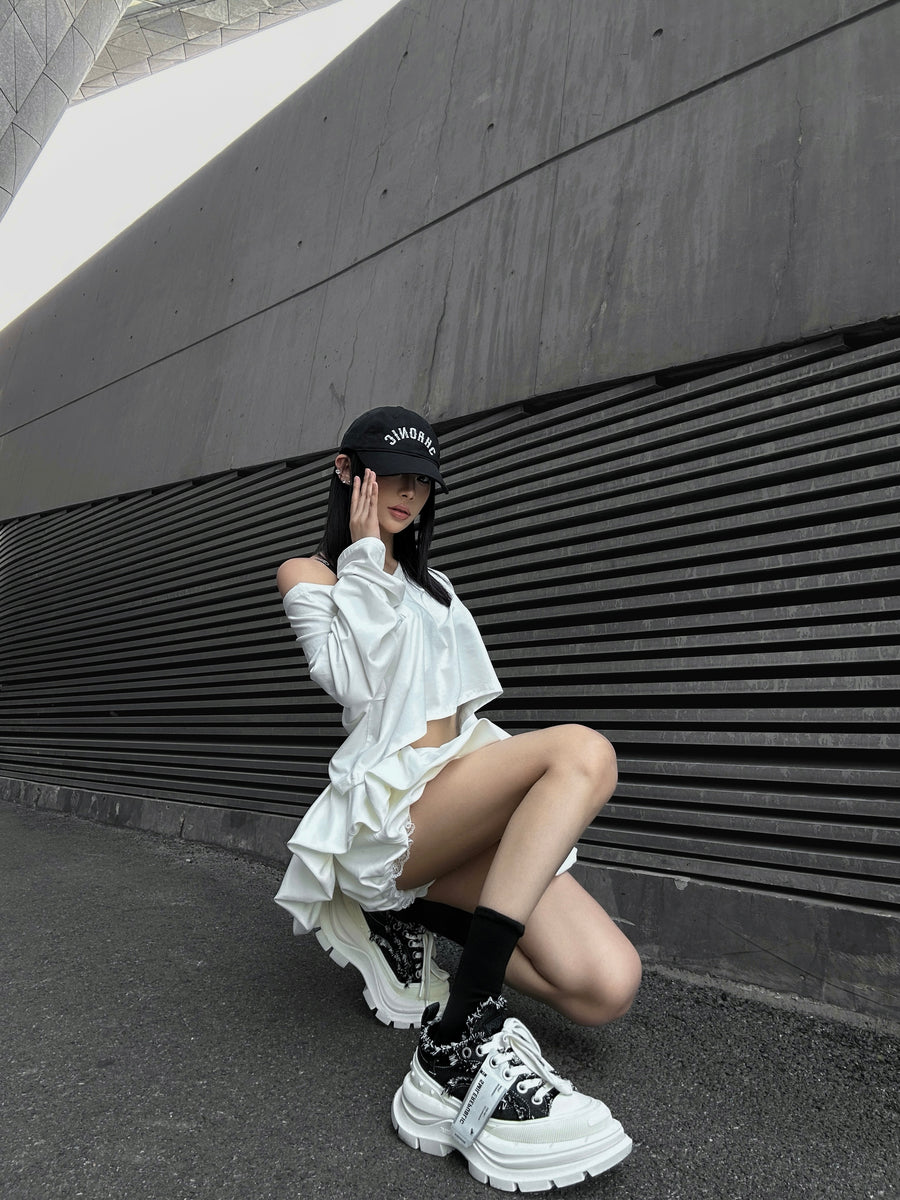 Black White Frayed Canvas Smile Toe Platform Sneakers, Unisex Lace Up Shoes 详情图 2