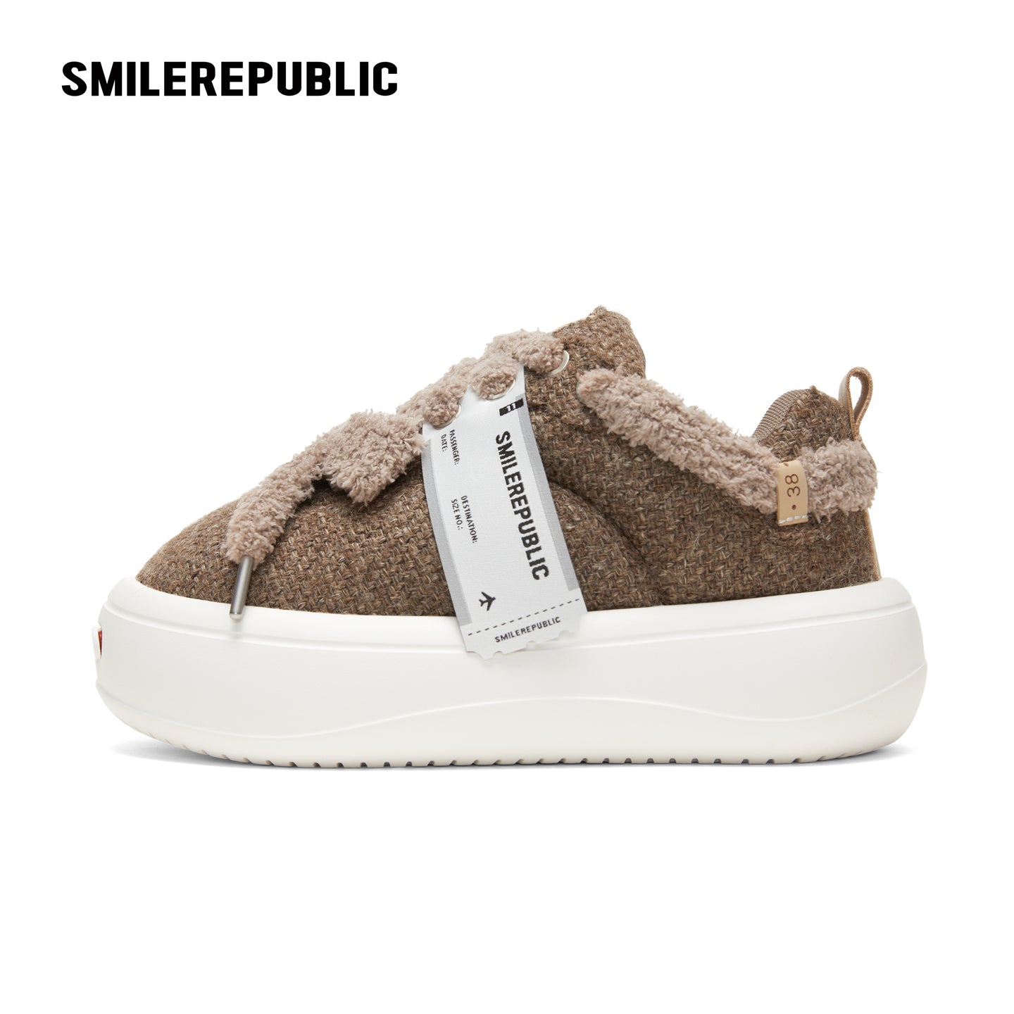 Teddy-Colored Bread Shoes