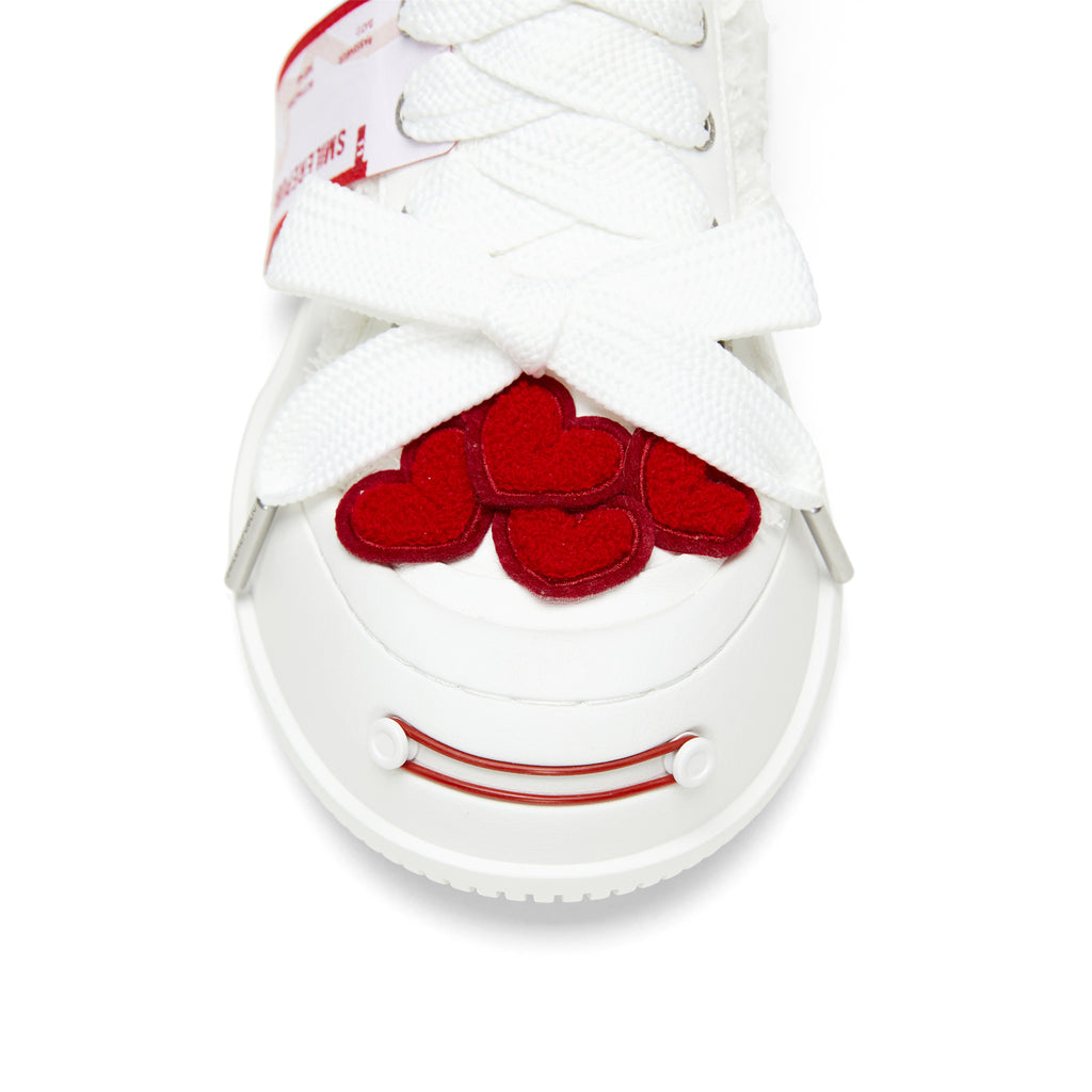 Cream Heart Patch Frayed Low Top Platform Sneakers for Women, Lace Up Smile Toe Casual Shoes