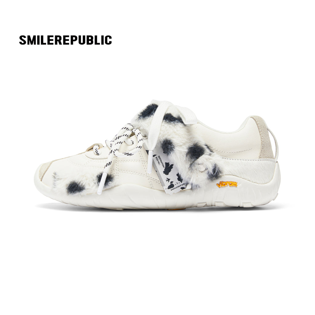 White Dalmatian Spot Hair Detail Low Top Casual Sneakers, Unisex Shoes