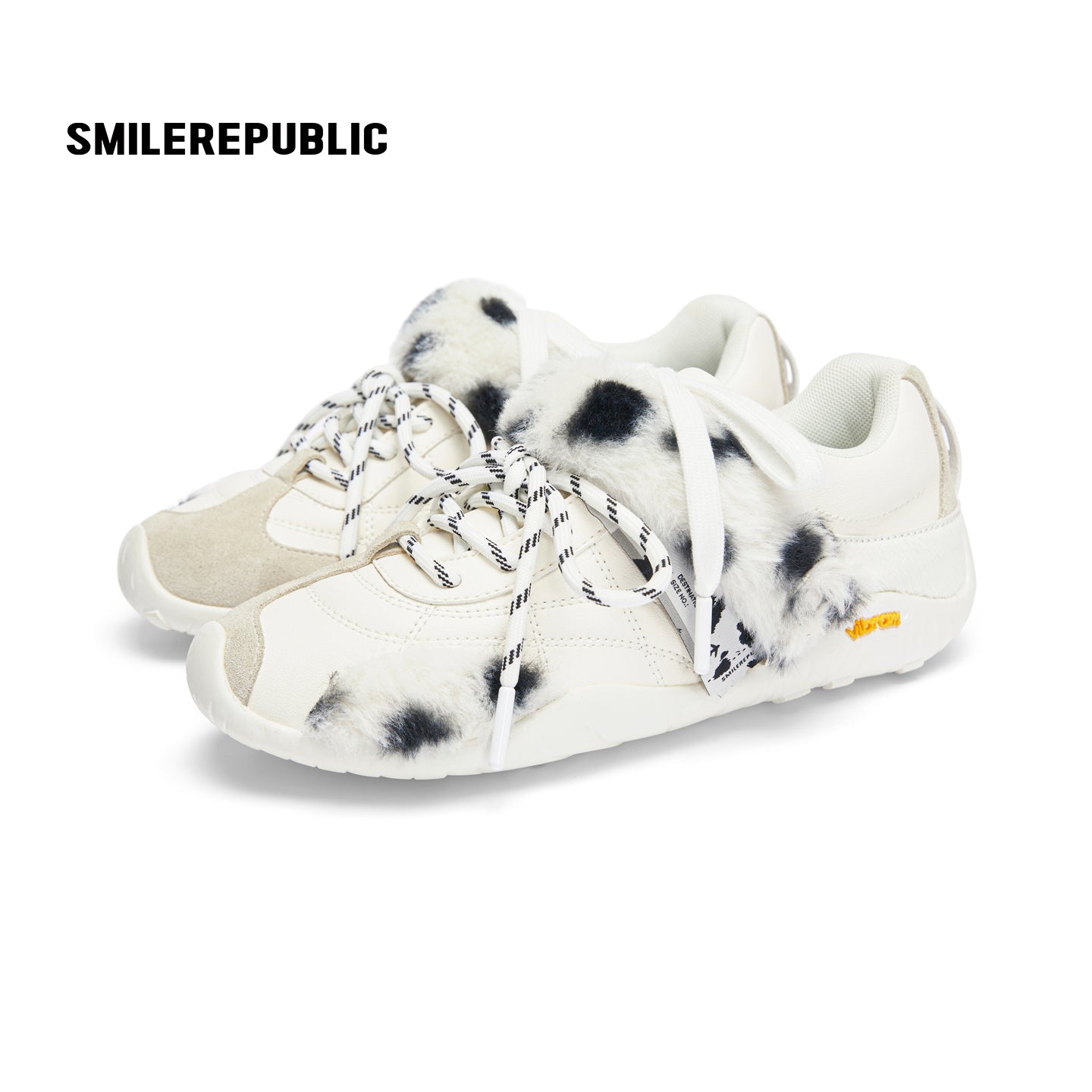 White Dalmatian Spot Hair Detail Low Top Casual Sneakers, Unisex Shoes