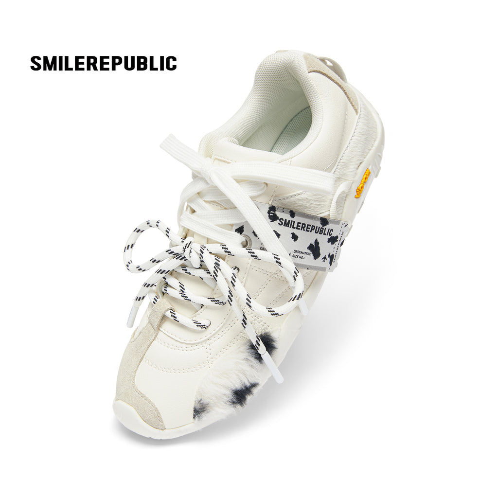 White Dalmatian Spot Hair Detail Low Top Casual Sneakers, Unisex Shoes