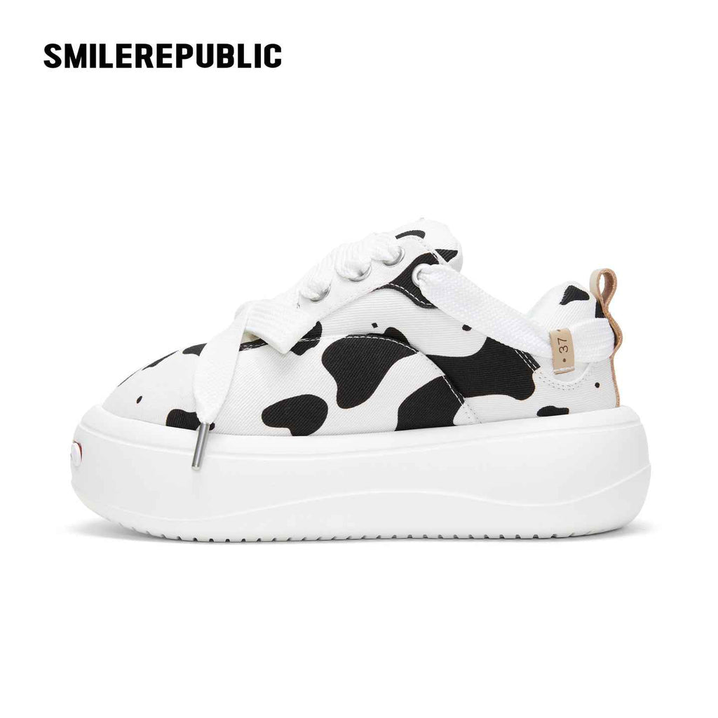Black White Cow Print Twill Platform Sneakers, Unisex Lace Up Shoes
