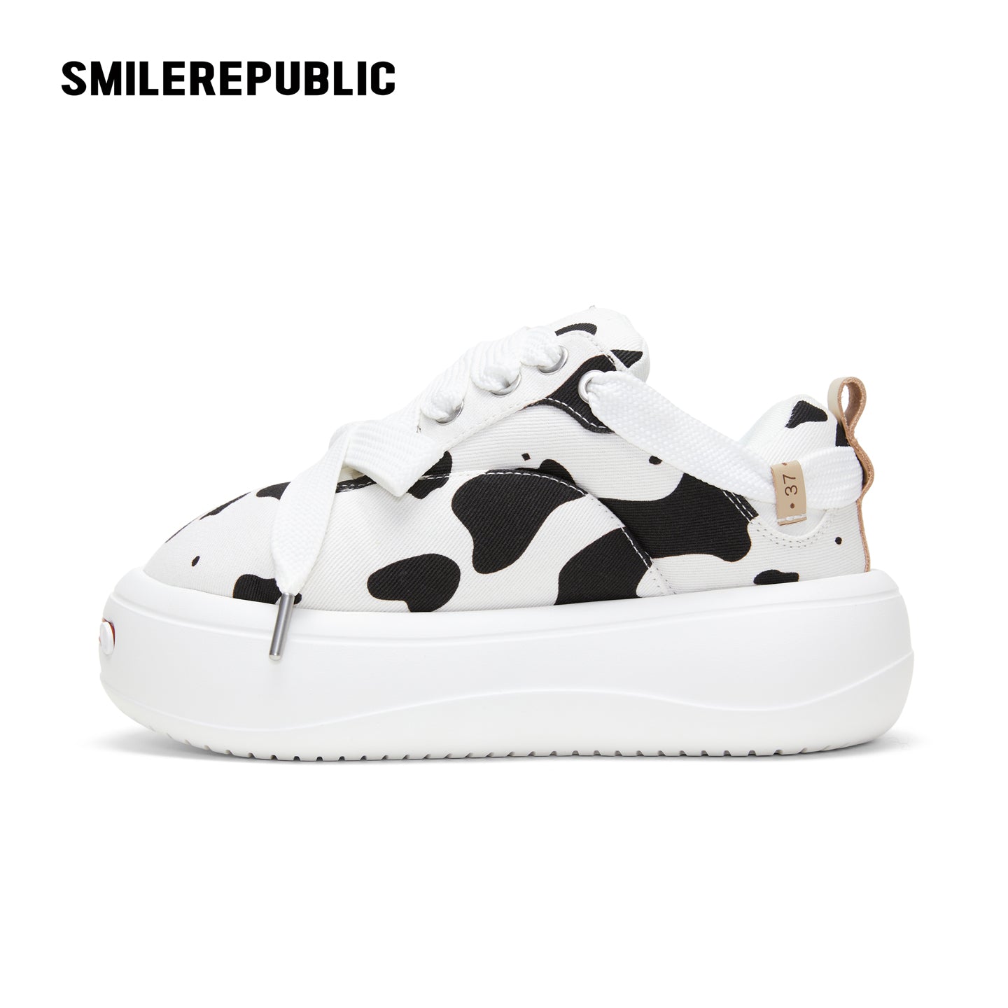 Dairy Cow Colored Twill Bread Shoes