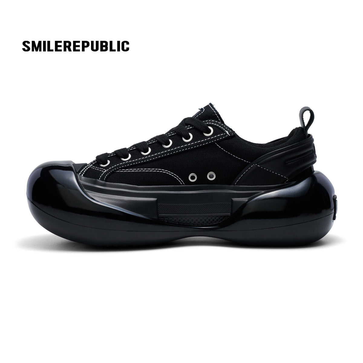Black Canvas Chunky Sneakers with Oversized Rounded Toe, Low Top Lace Up Shoes