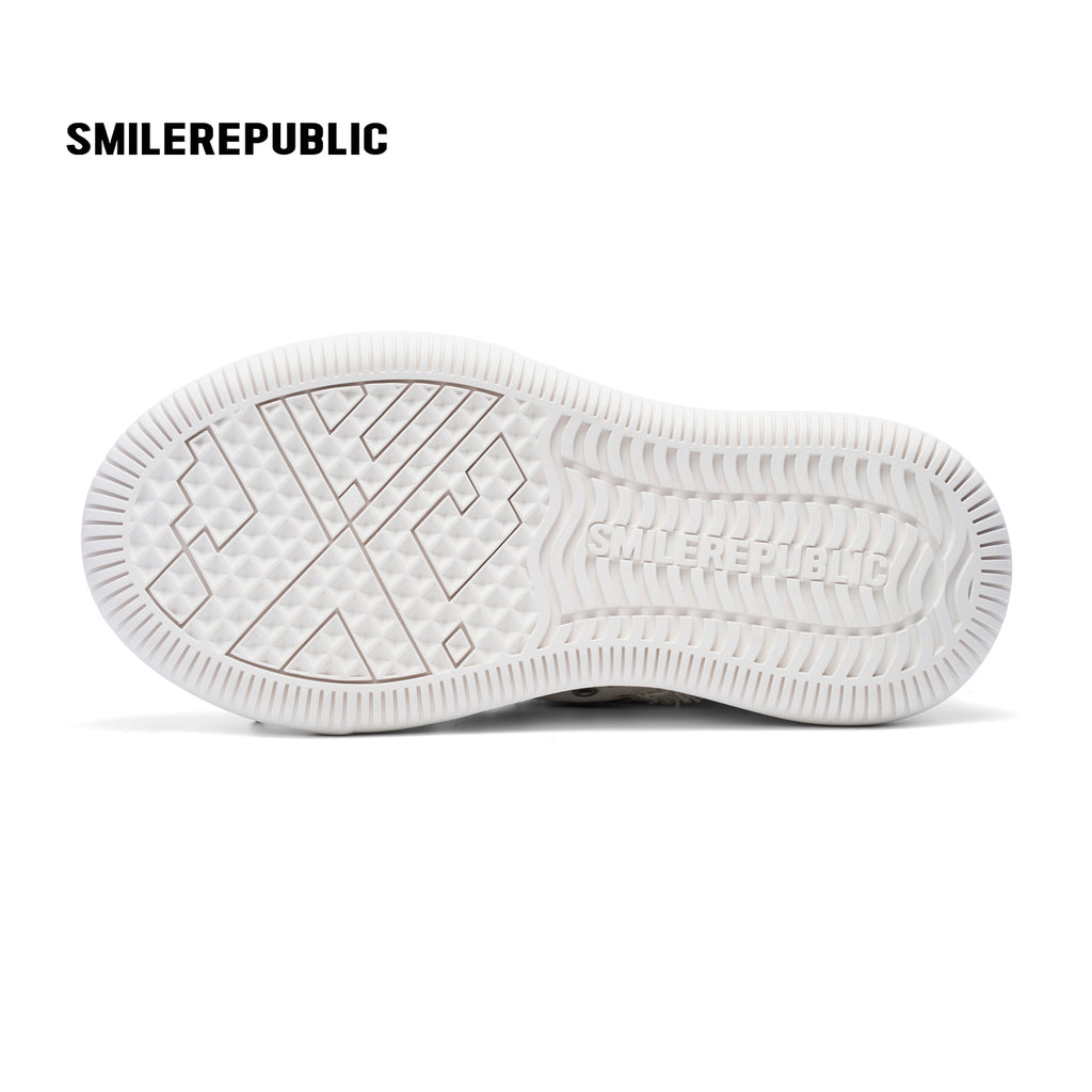 Black and White Spotted Canvas Platform Sneakers with Replaceable Smile Toe Design
