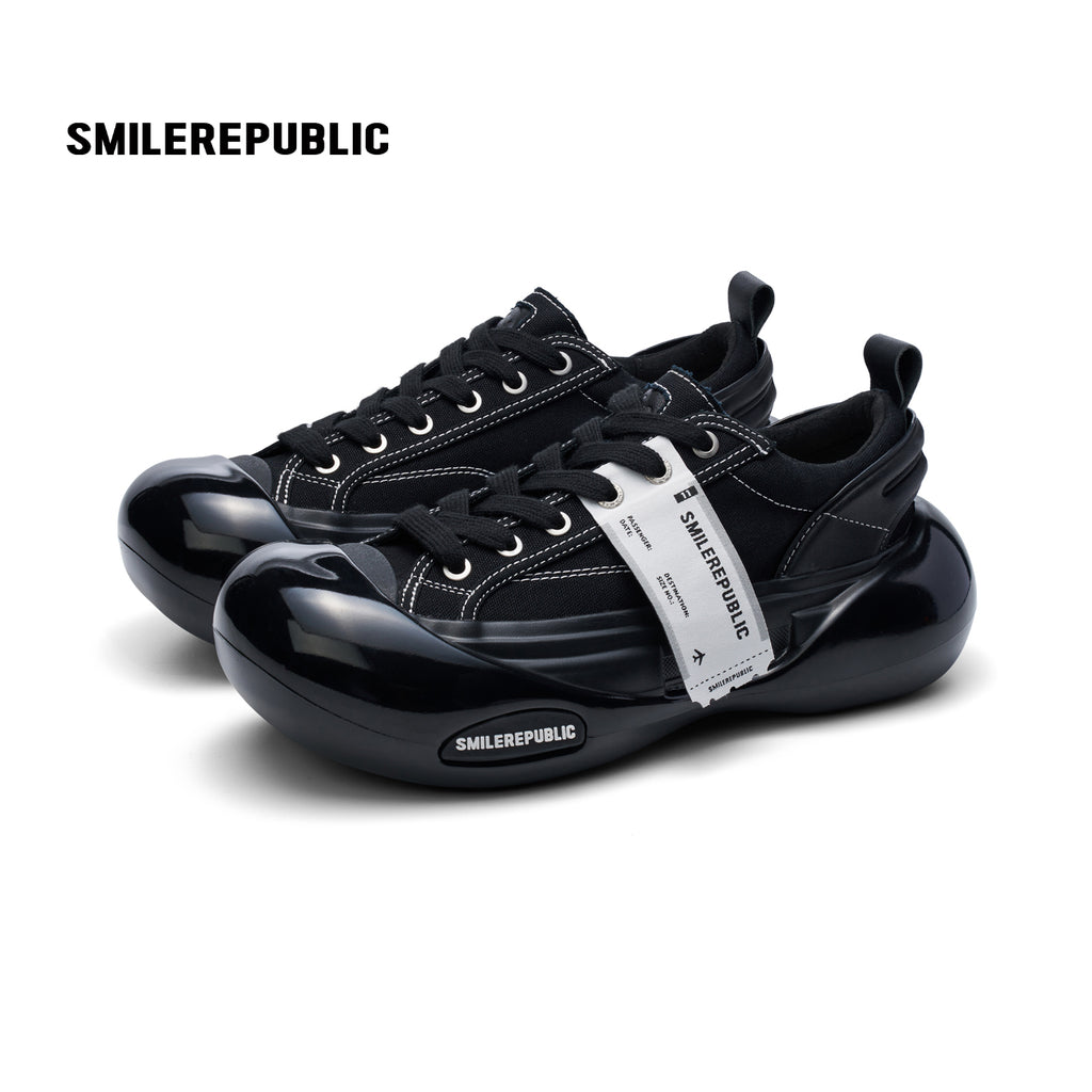 Black Canvas Chunky Sneakers with Oversized Rounded Toe, Low Top Lace Up Shoes