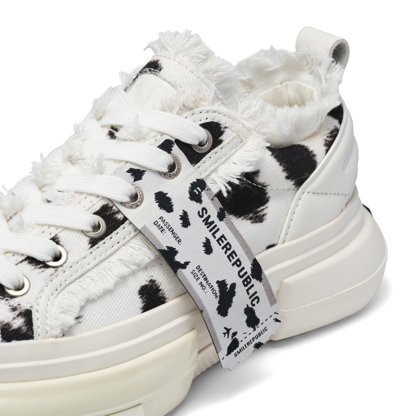 White Black Dalmatian Print Frayed Low Top Platform Sneakers, Unisex Shoes