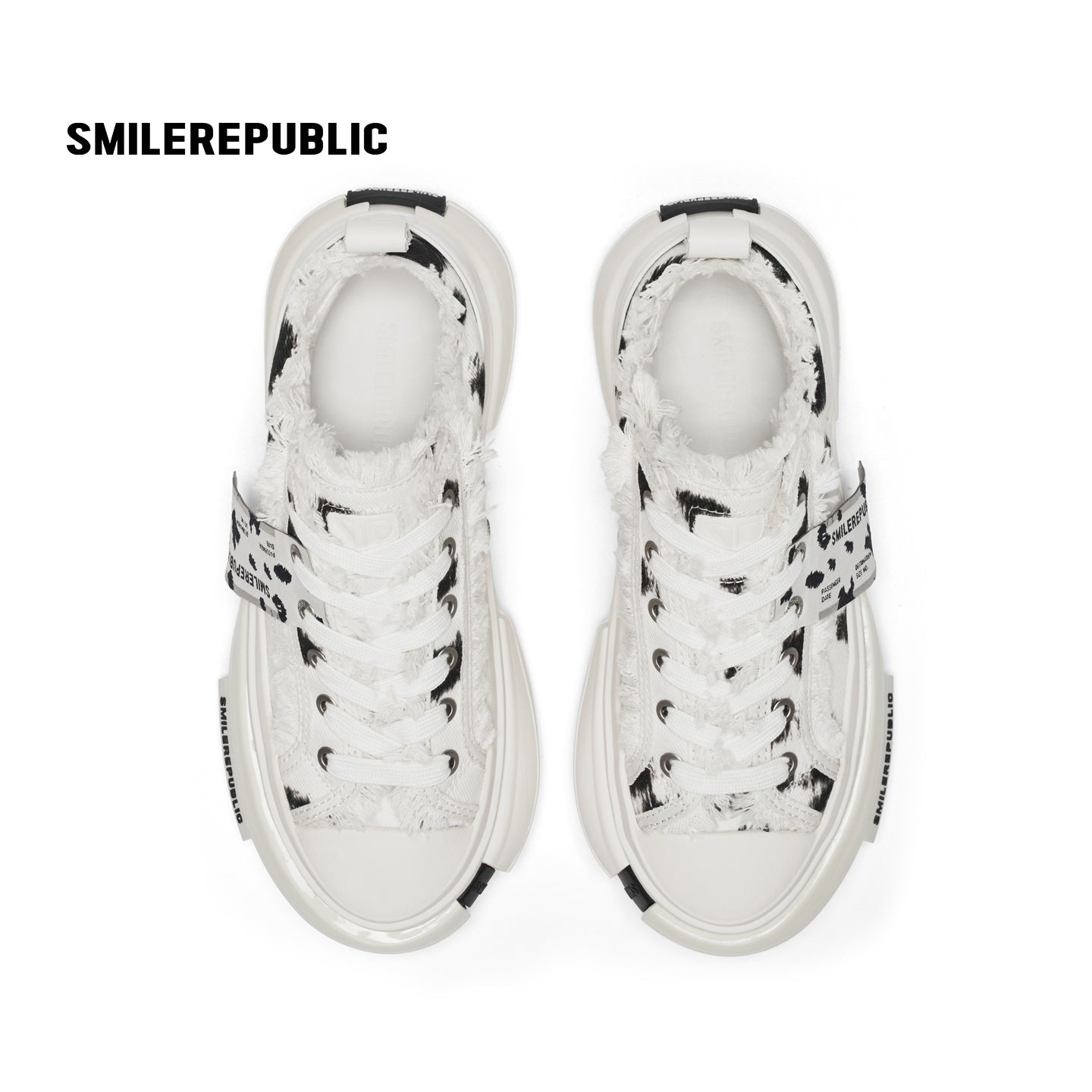 White Black Dalmatian Print Frayed Low Top Platform Sneakers, Unisex Shoes