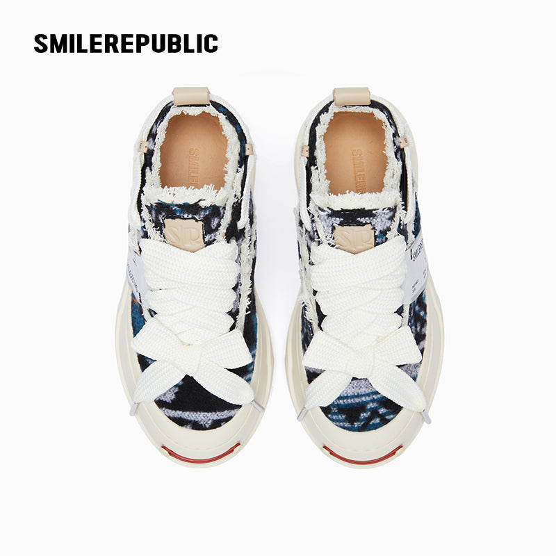 National Pattern Low Top Sneaker - SMILEREPUBLIC