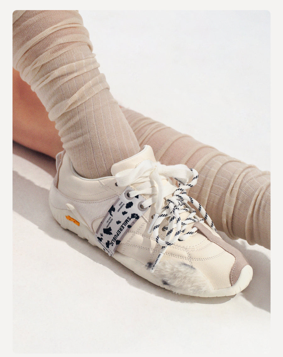 White Dalmatian Spot Hair Detail Low Top Casual Sneakers, Unisex Shoes 详情图 5