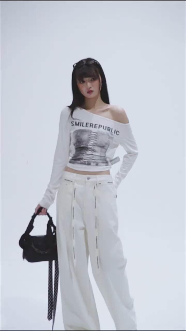 Unisex White Washed Stretch Denim Wide-Leg Jeans with Logo Tape Belt